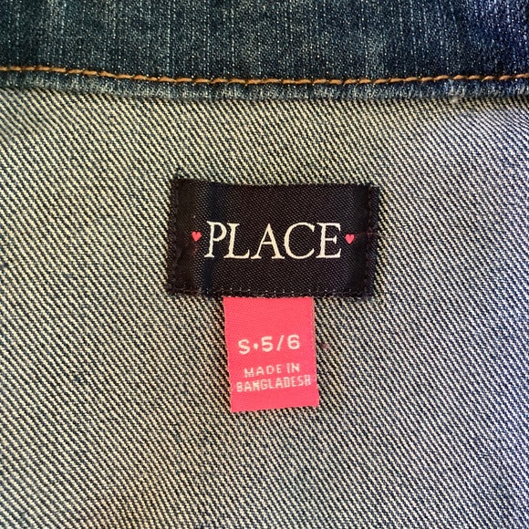 Girls size 5/6 Children’s Place gently used denim jacket with snap closure - Picture 4 of 6